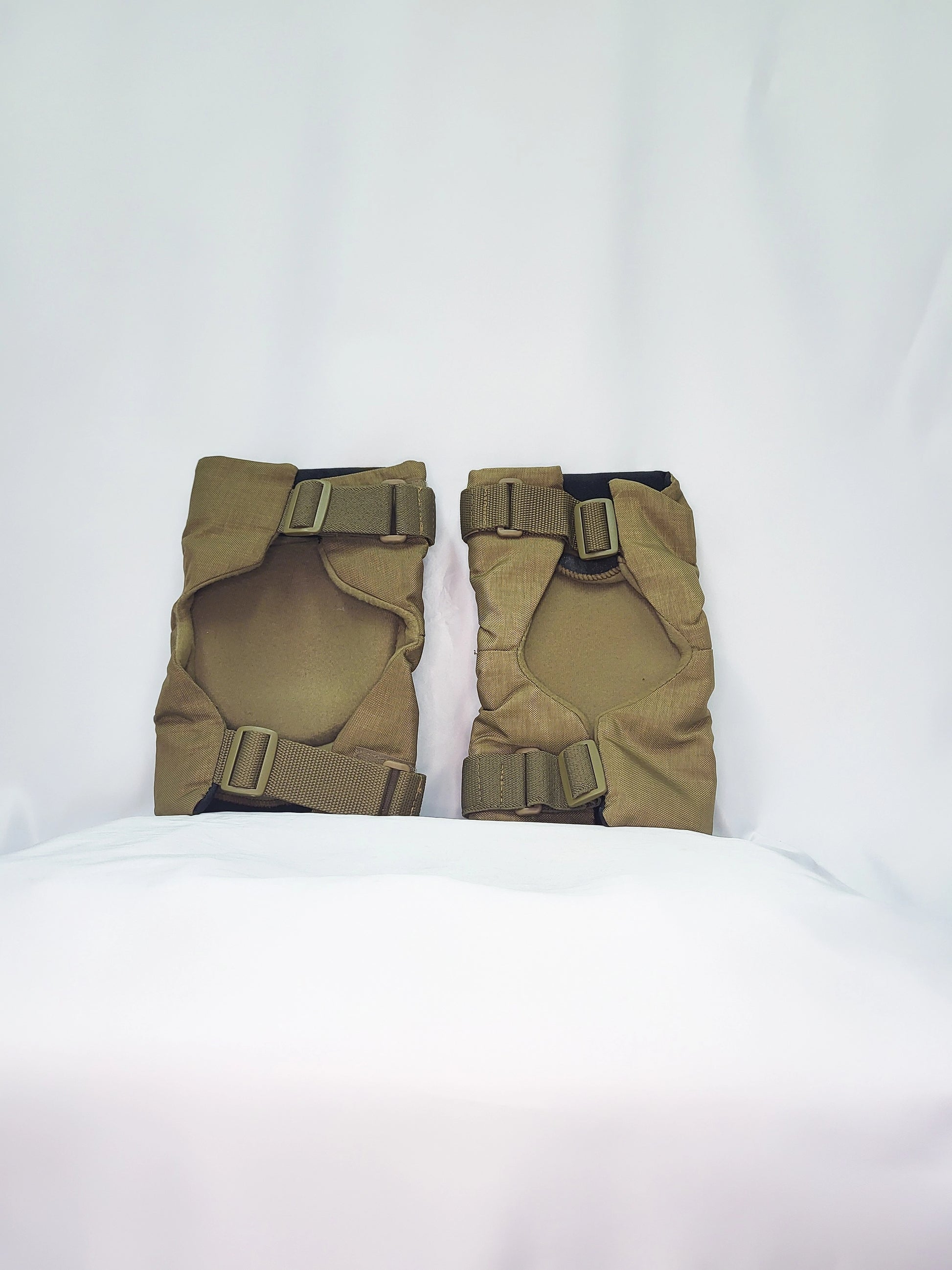 Marine Style Knee Pads, Coyote Brown